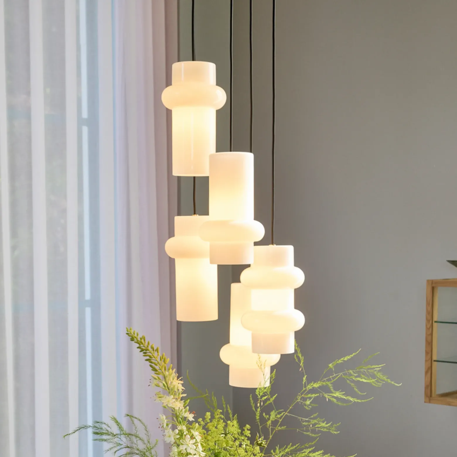 Lámpara colgante Pilule Up, blanco brillante, Ø 15 cm, cristal