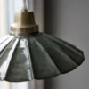 Lámpara colgante PR Home Ester, verde, Ø 24 cm, hierro, enchufe