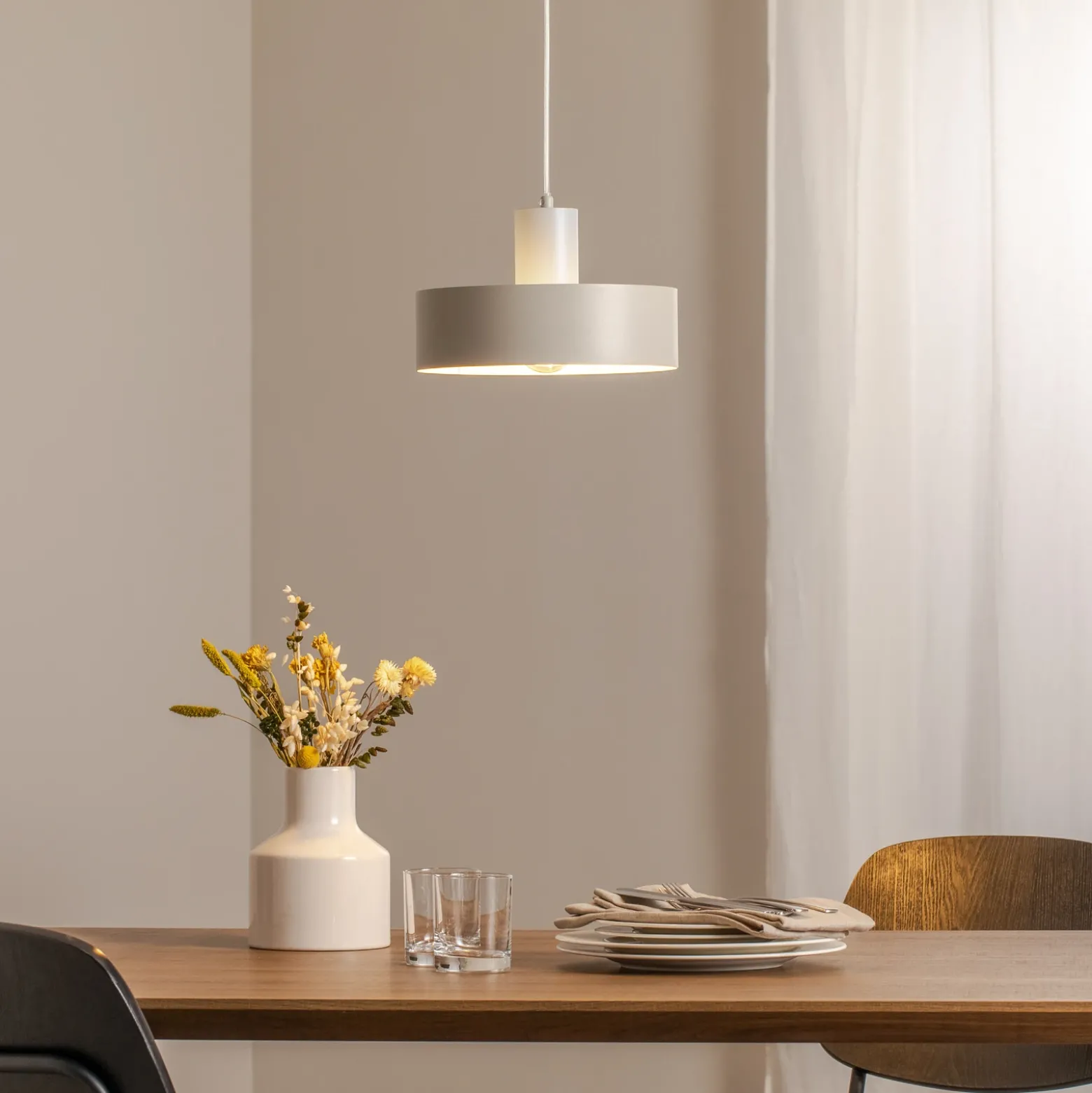 Lámpara colgante Rif M, taupe, 1 luz, Ø 25 cm, acero