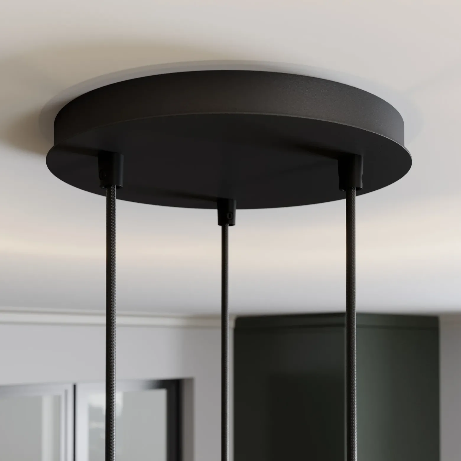 Lámpara colgante Rif, rotunda de 3 luces, negro