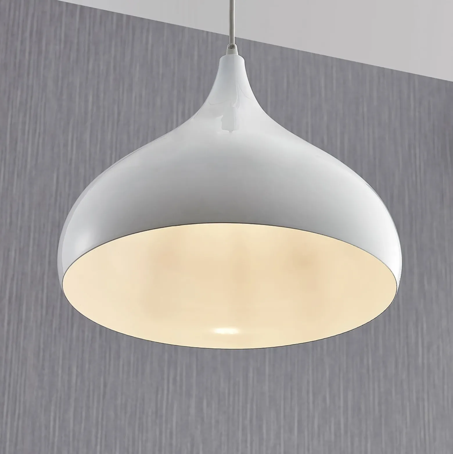 Lámpara colgante Ritana de Lindby, blanca, metal, Ø 31 cm, E27