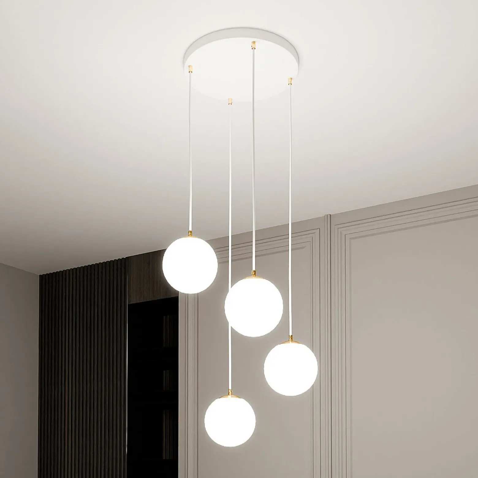 Lámpara colgante Royal, 4 luces, blanco opalino/blanco, cristal, E14