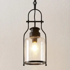 Lámpara colgante Rozalie de Lindby, negra, metal, farol, 21 cm