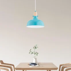 Lámpara colgante Solo Gem, azul claro, Ø 23 cm, metal
