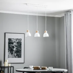 Lámpara colgante Tira, blanca, 70 cm, con 3 luces