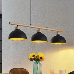 Lámpara colgante Tirzana de Lindby, 3 luces, negra, metal, madera