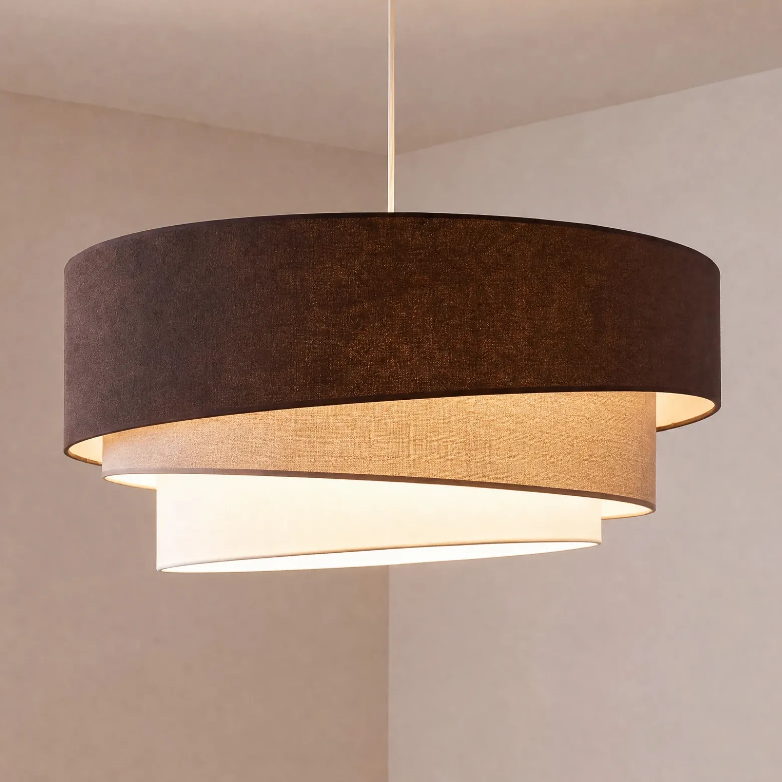 Lámpara colgante Trio, marrón/beige, Ø 60 cm, tejido, E27