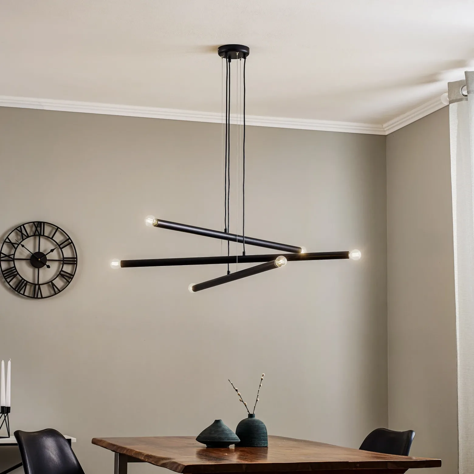 Lámpara colgante Tubo, negro, 6 luces
