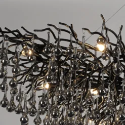 Lámpara de araña Icicle, negra, colgantes de cristal, longitud 150 cm