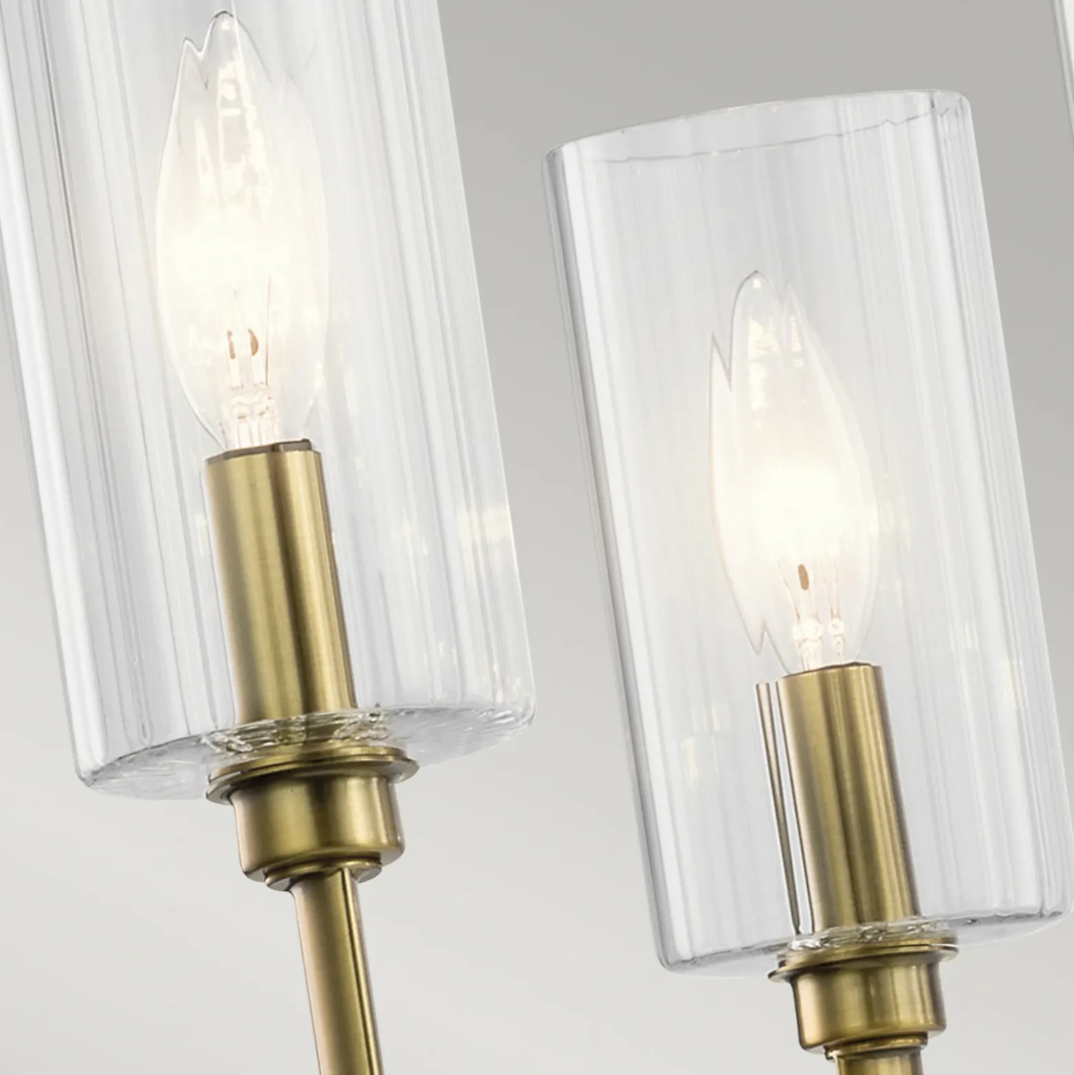 Lámpara de araña Kimrose, 6 luces, latón