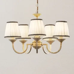 Lámpara de araña Lindby Lumiel, 5 luces, crema/latón, textil