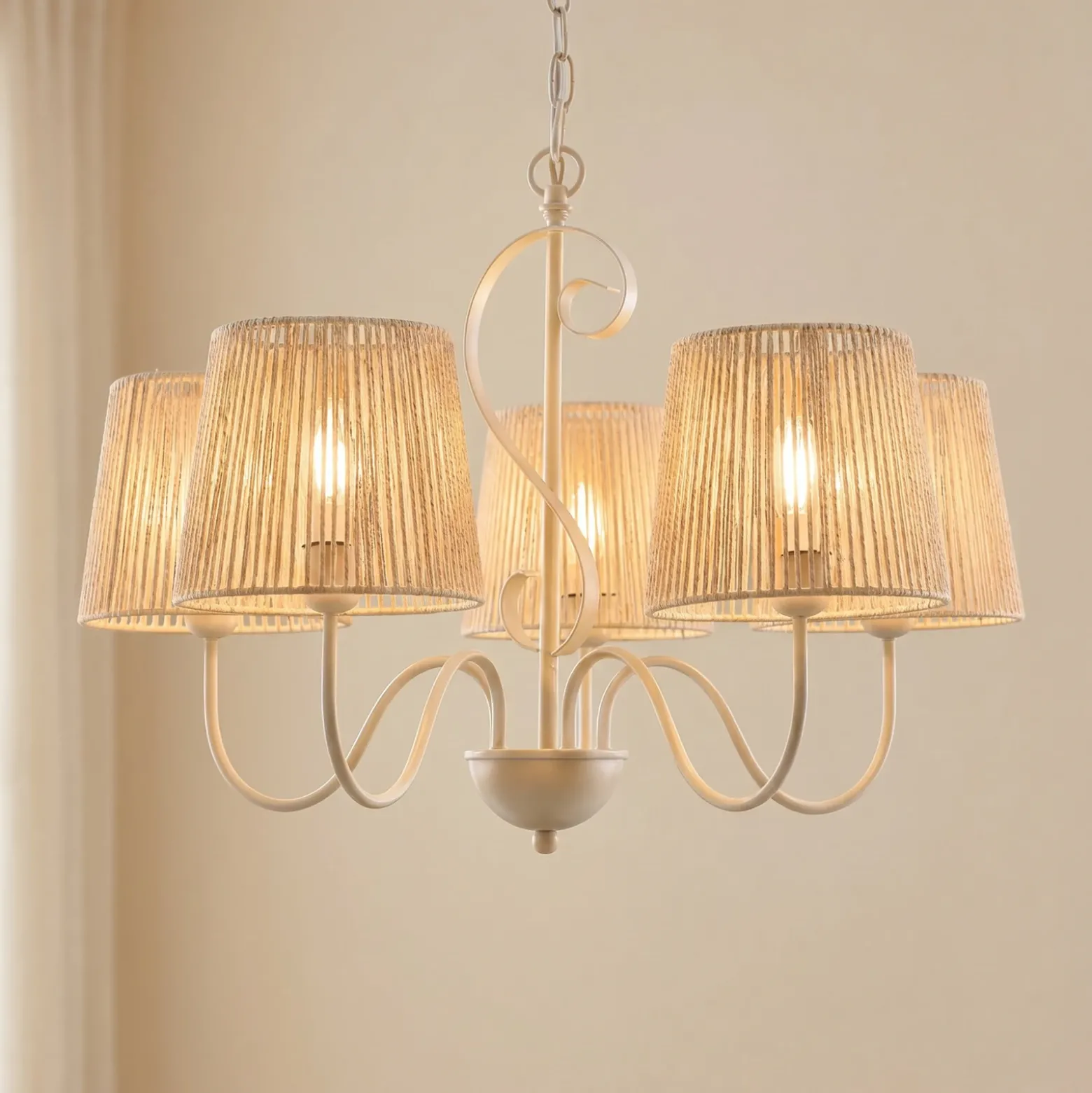 Lámpara de araña Lucande Eugenia, 5 luces, cable, Ø 65 cm, beige