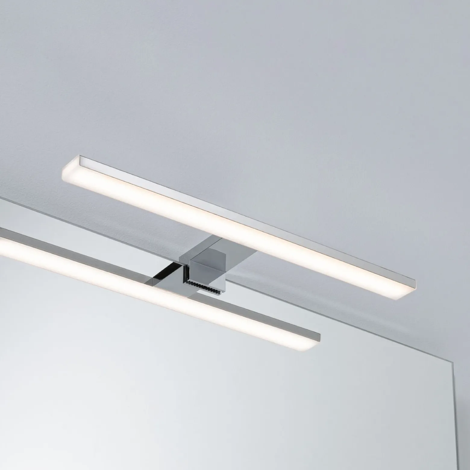 Lámpara de espejo LED Evie de Paulmann, cromada, 40 cm, IP44