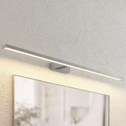Lámpara de espejo LED Jukka de Lindby, 120 cm, cromo, metal, IP44