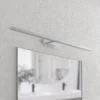 Lámpara de espejo LED Jukka de Lindby, 120 cm, cromo, metal, IP44