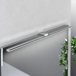 Lámpara de espejo LED Triga IP44, cromo, 80cm, 4.000K