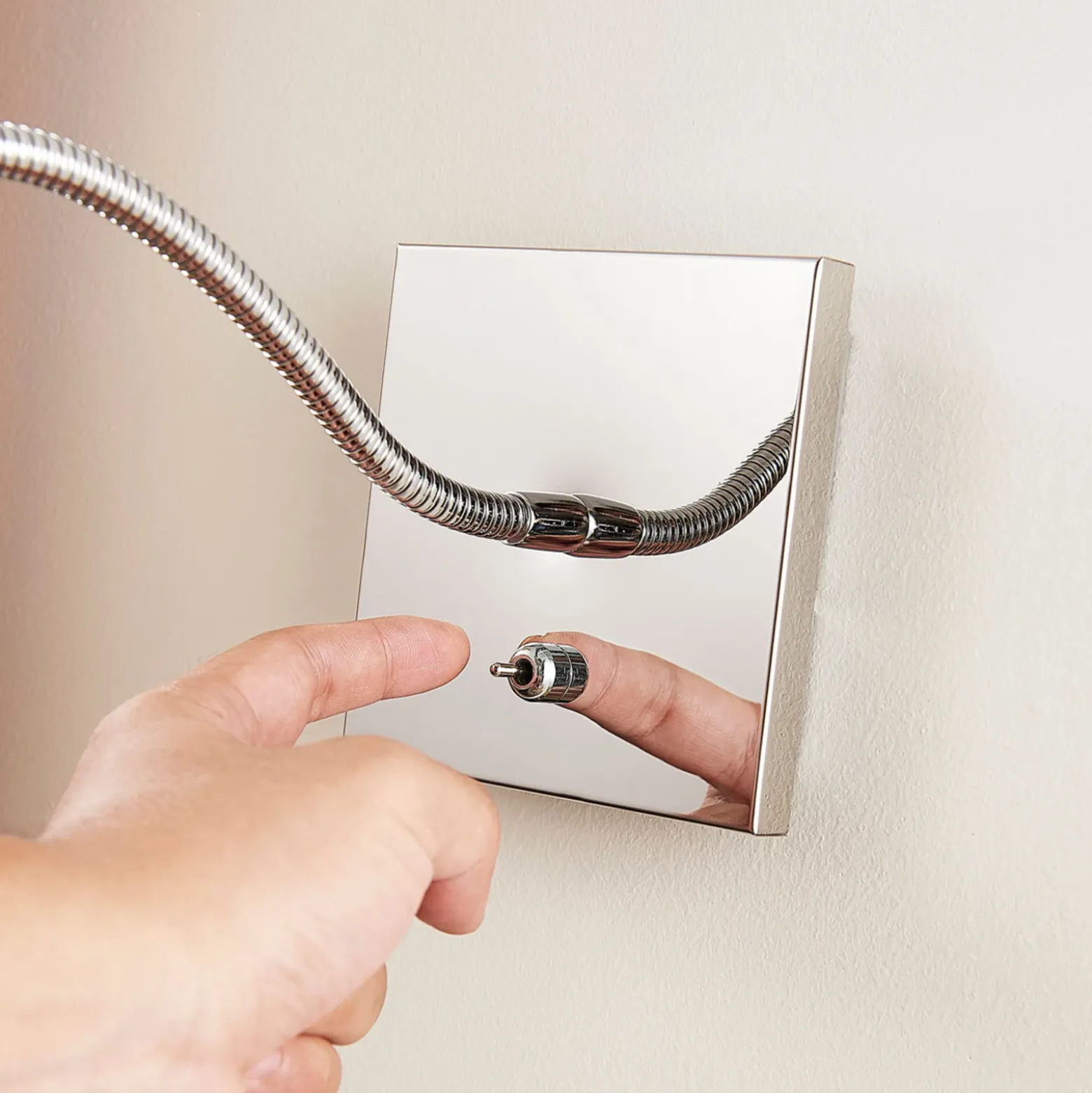 Lámpara de lectura Berfin de pared, cromada, LED