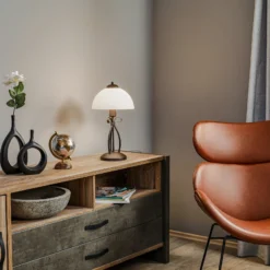 Lámpara de mesa Adoro con pantalla de cristal, marrón