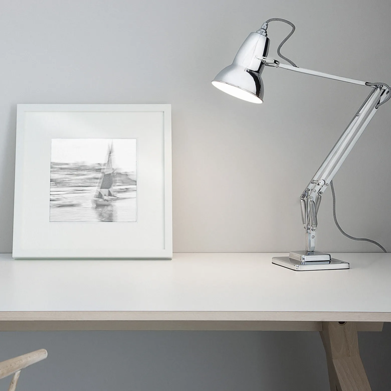 Lámpara de mesa Anglepoise Original 1227 cromada