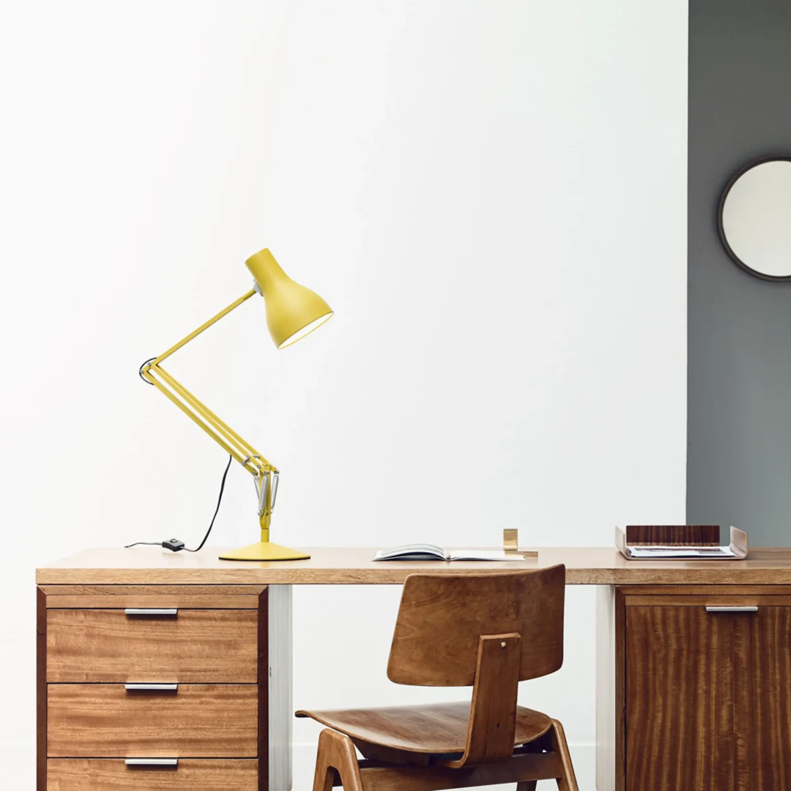 lámpara de mesa Anglepoise tipo 75 Margaret Howell, amarilla