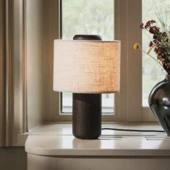 Lámpara de mesa Bosco de Globen Lighting, beige/marrón, altura 39 cm