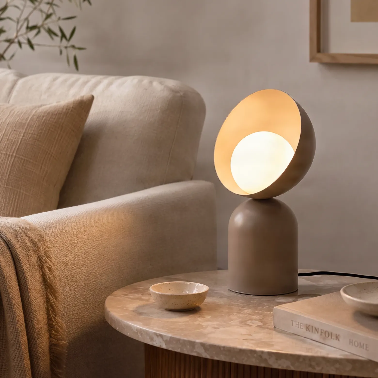 Lámpara de mesa Boto LN1, beige, acero/vidrio, altura 31 cm, G9