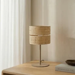 Lámpara de mesa Calma, beige, rafia, altura 38 cm, E27