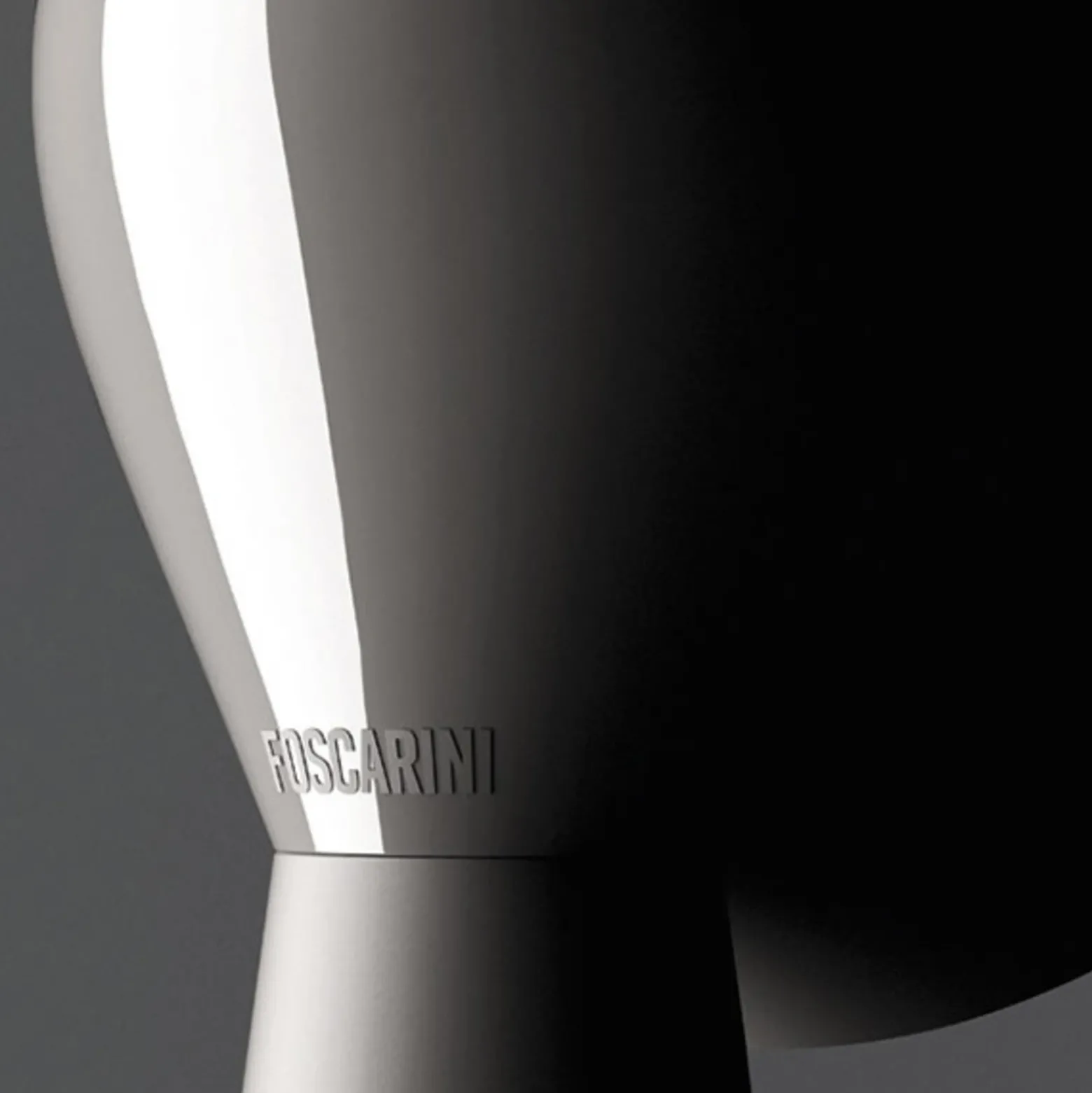 Lámpara de mesa de diseño Foscarini Binic, blanca