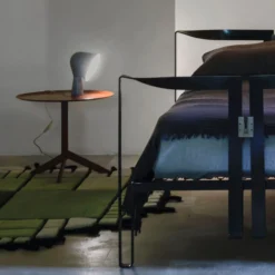 Lámpara de mesa de diseño Foscarini Binic, blanca