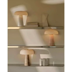 Lámpara de mesa Glossy, rosa/blanco, altura 24 cm, mármol/vidrio