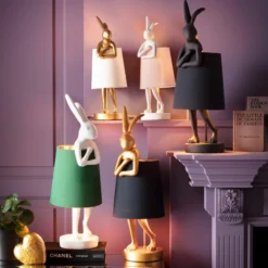 Lámpara de mesa KARE Animal Rabbit, dorada/negra, 50 cm, E14