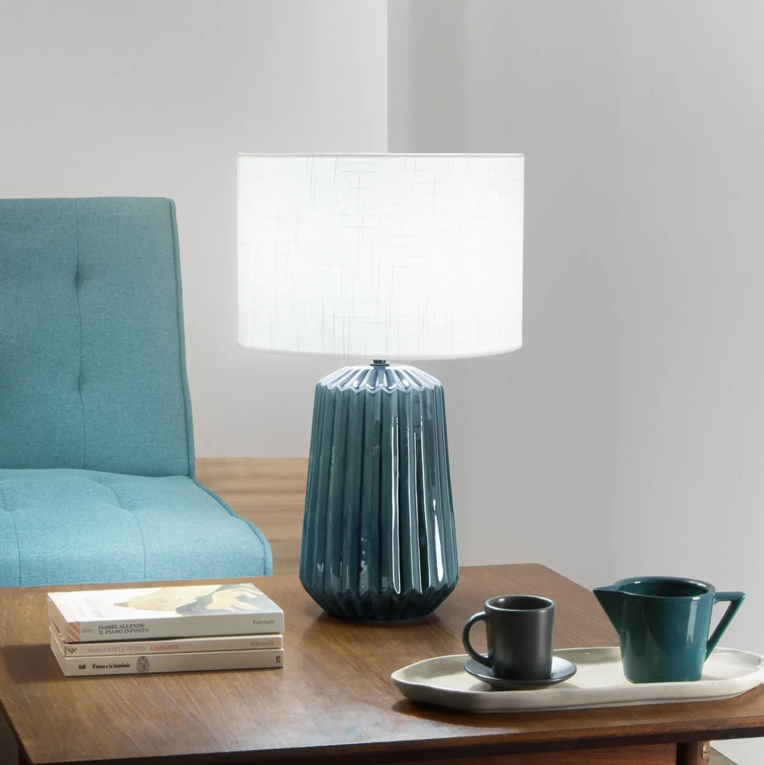 Lámpara de mesa Kiowa, altura 46 cm, azul/blanco, cerámica/tejido
