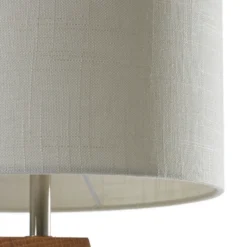 Lámpara de mesa Kullen en diseño sencillo