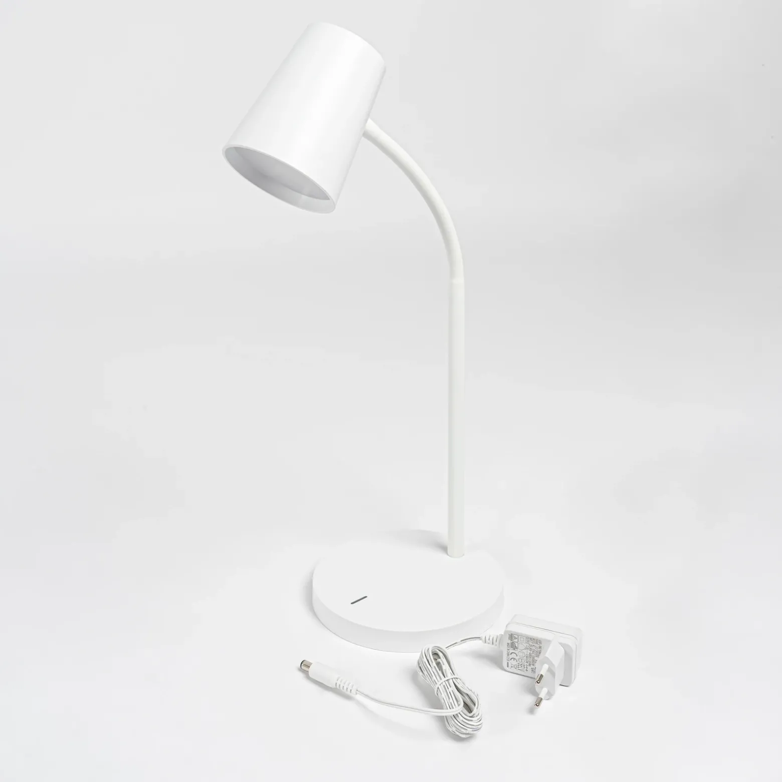 Lámpara de mesa LED Ailina de Lindby, altura 36 cm, blanca, atenuable