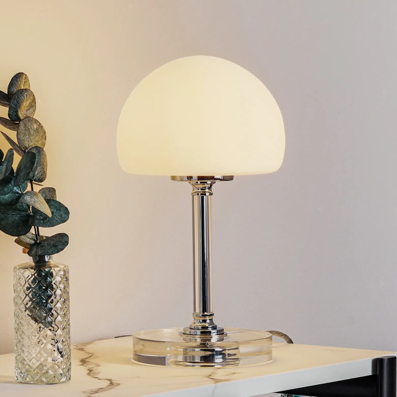 Lámpara de mesa LED Ancilla, cromada, regulador de intensidad de 30 cm,