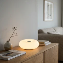 Lámpara de mesa LED Basile, blanca, de cristal, 2.700 K