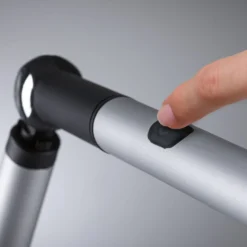 Lámpara de mesa LED FlexBar de Paulmann, plateada, 36 cm, CCT