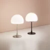 Lámpara de mesa LED Gaia, atenuador táctil, cromo