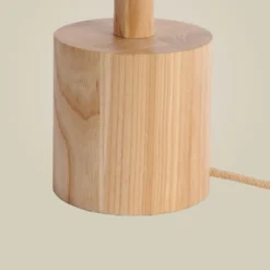 Lámpara de mesa LED GOOD & MOJO Okinawa, color natural, 35 cm, madera