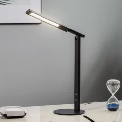 Lámpara de mesa LED Ideal con atenuador, negro