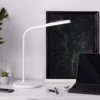 Lámpara de mesa LED Joni, blanca, altura 34 cm, CCT, atenuable