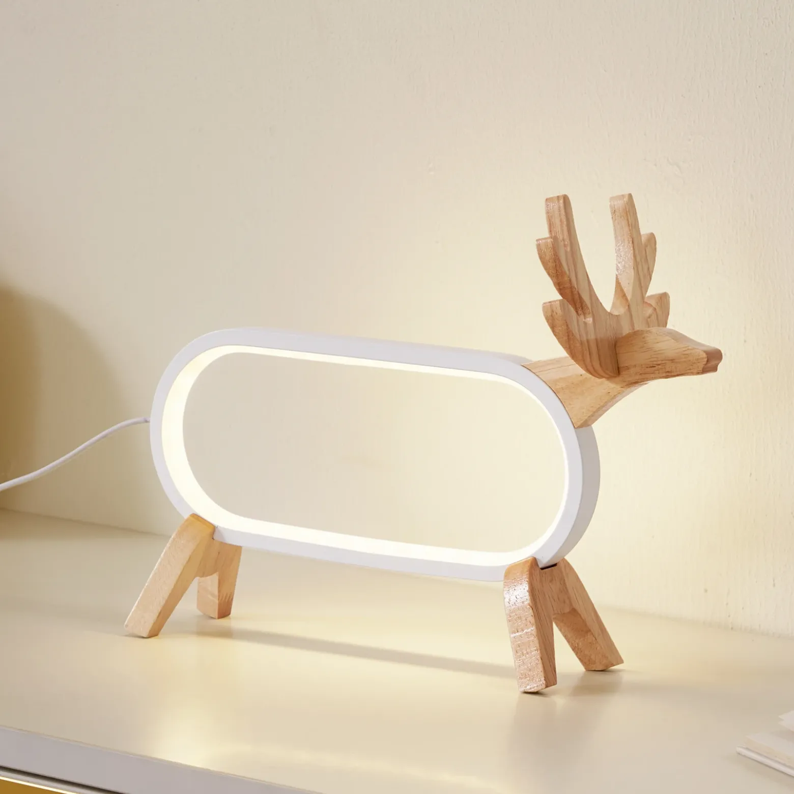 Lámpara de mesa LED Lindby Hirvi, blanca, madera, 31 cm, CCT, atenuable