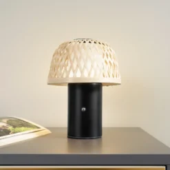 Lámpara de mesa LED Lindby Nifelia, bambú, CCT, atenuable
