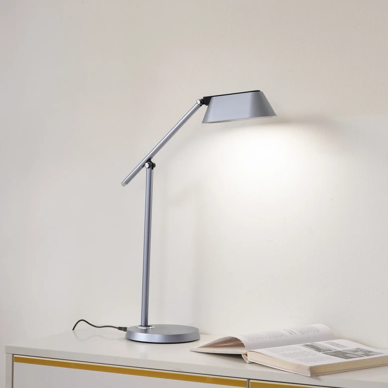 Lámpara de mesa LED Lindby Thies, gris, ABS, altura 78cm, atenuable