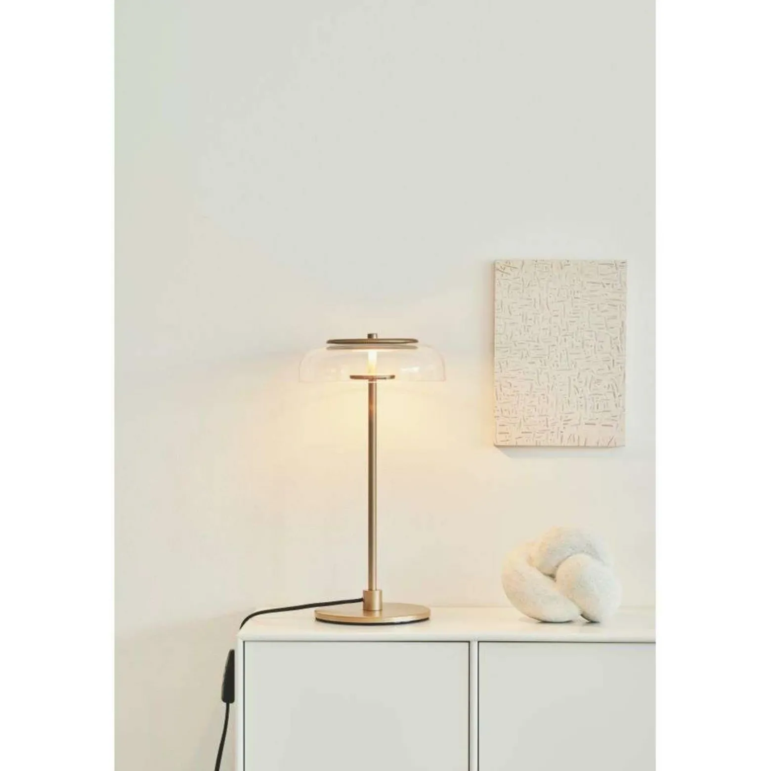 Lámpara de mesa LED Nuura Blossi, altura 43 cm, dorada/transparente