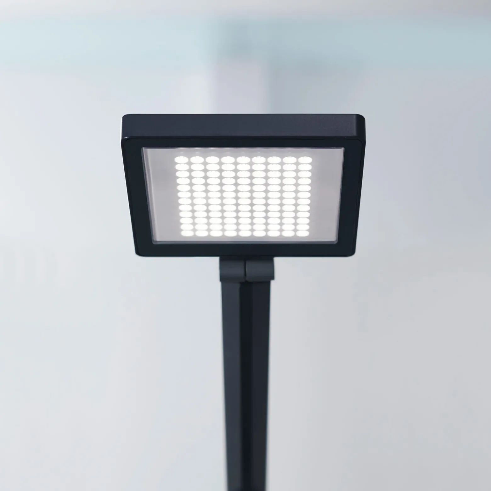 Lámpara de mesa LED PARA.MI FTL 108 R negro 940