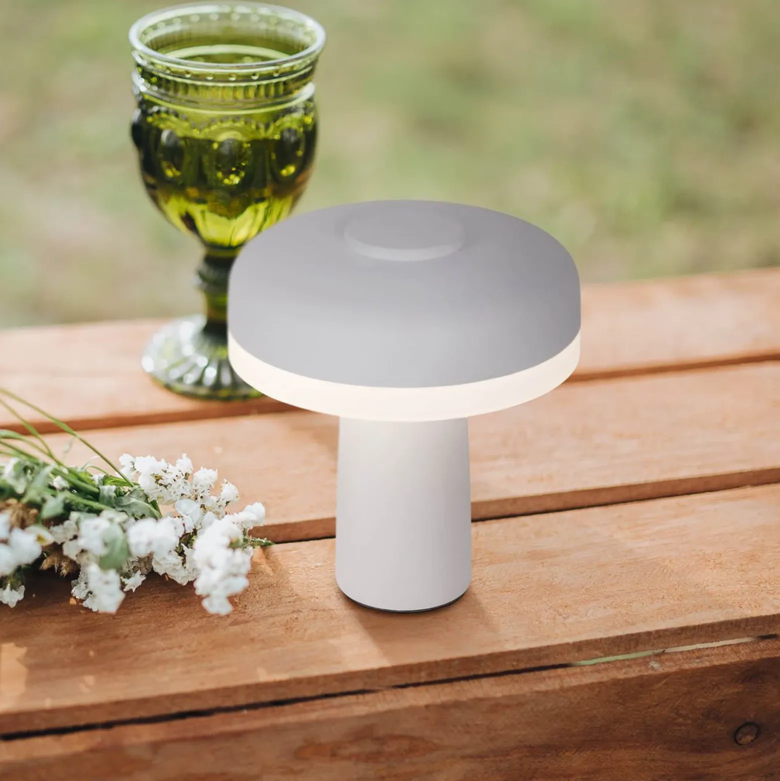 Lámpara de mesa LED Pilu, blanca, altura 16,5 cm metal touchdim