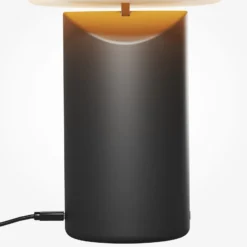Lámpara de mesa LED recargable Topo, negra, altura 20 cm, atenuador metálico