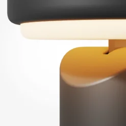 Lámpara de mesa LED recargable Topo, negra, altura 20 cm, atenuador metálico