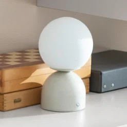 Lámpara de mesa LED recargable RUDI, blanca, altura 20 cm, CCT, regulación